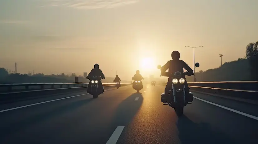 Hvorfor motorsykler appellerer til moderne ungdom